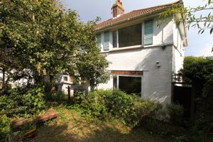 Photo 17- click for photo gallery